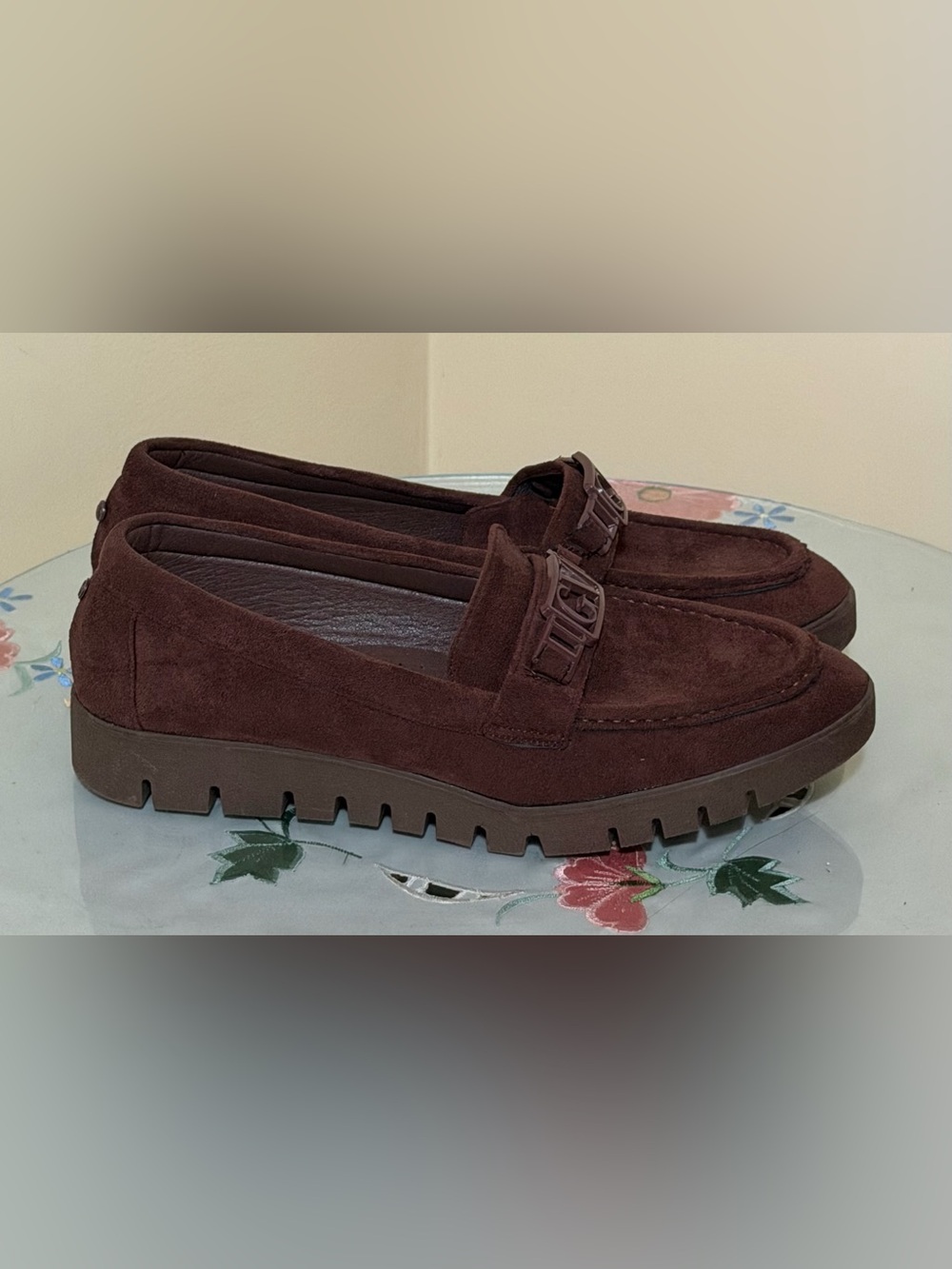 Gloria Vanderbilt Brown Suede Lug Sole Loafers Size 10